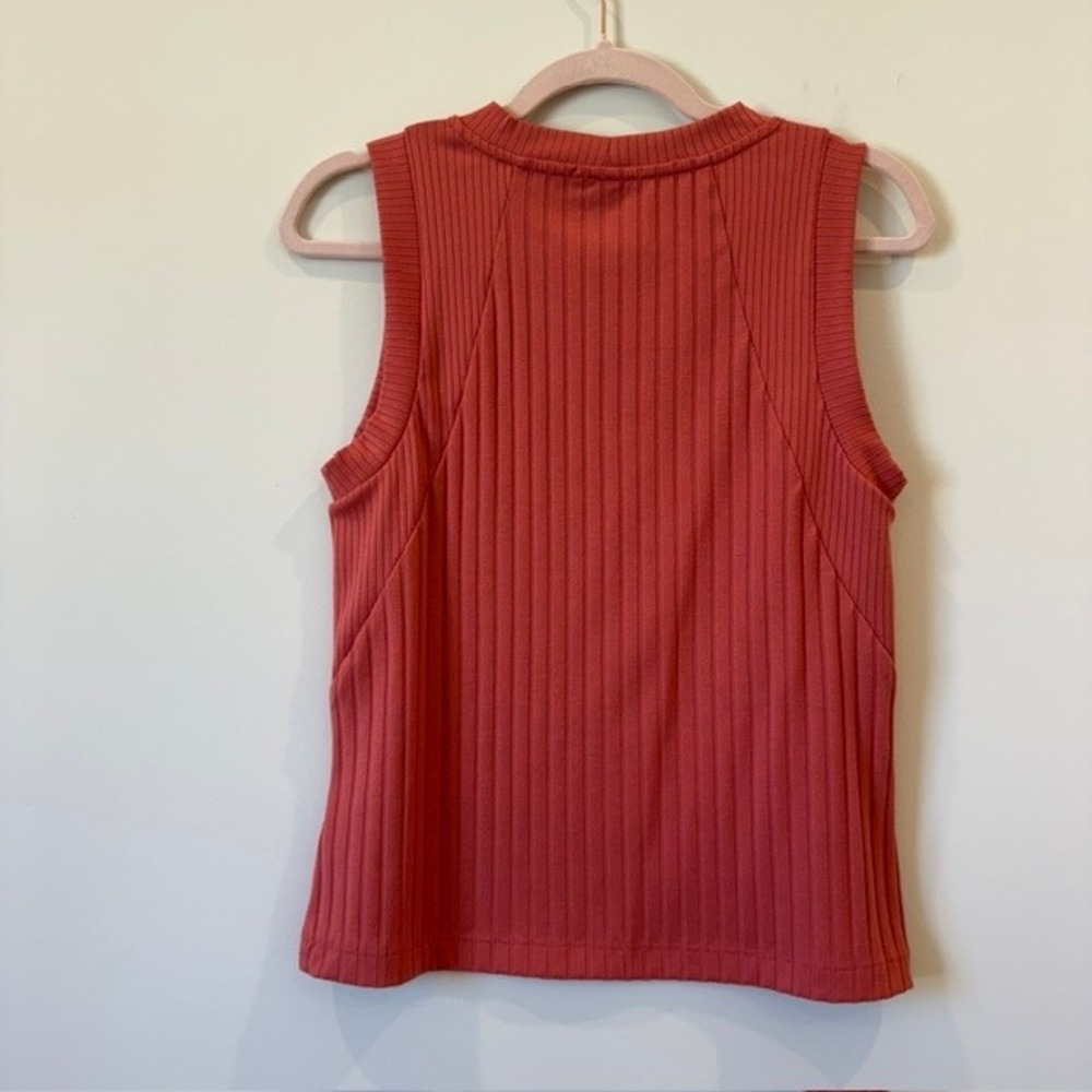 Evereve Ribbed Tank Top Set of 3 | Black, Coral, White | Size S - Picture 11 of 16